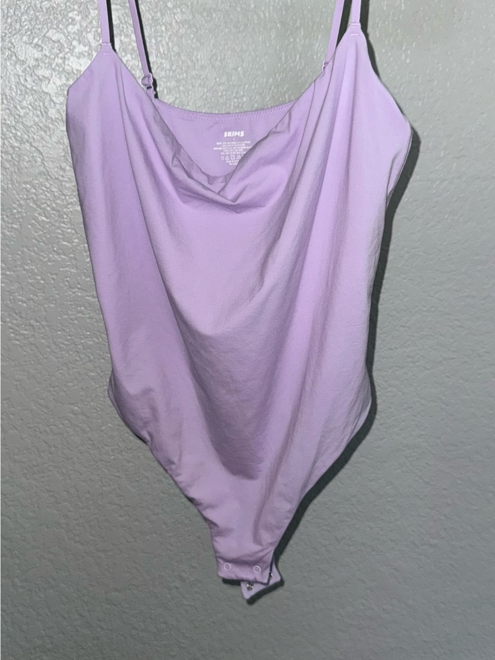 NWT SKIMS Shape-wear Fits Everybody Thong Bodysuit Lily Lavender Size Large